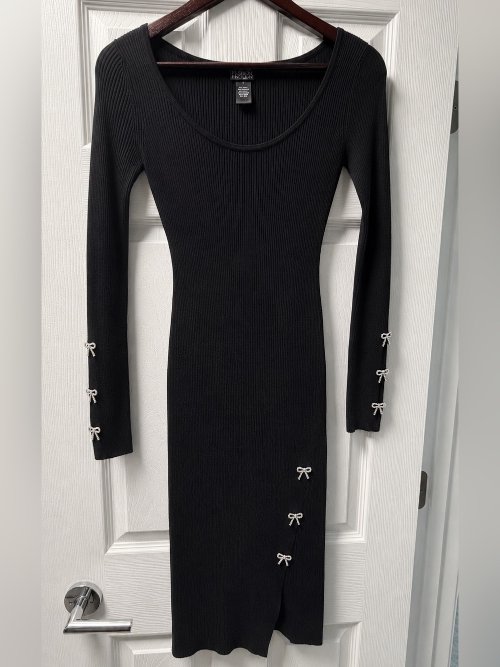 Black Ribbed Long-Sleeve Bow-Accent Midi Dress